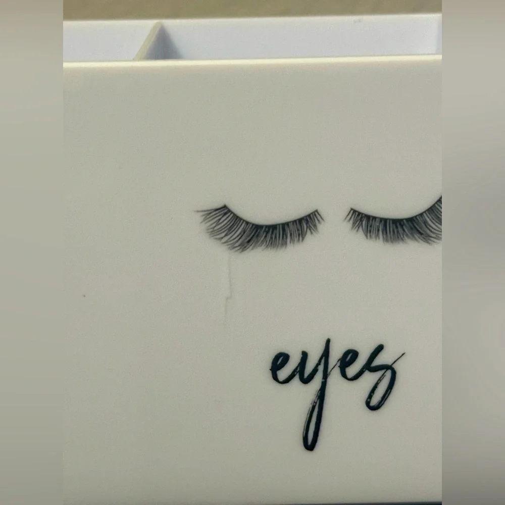 G by Gennaro Makeup Holder